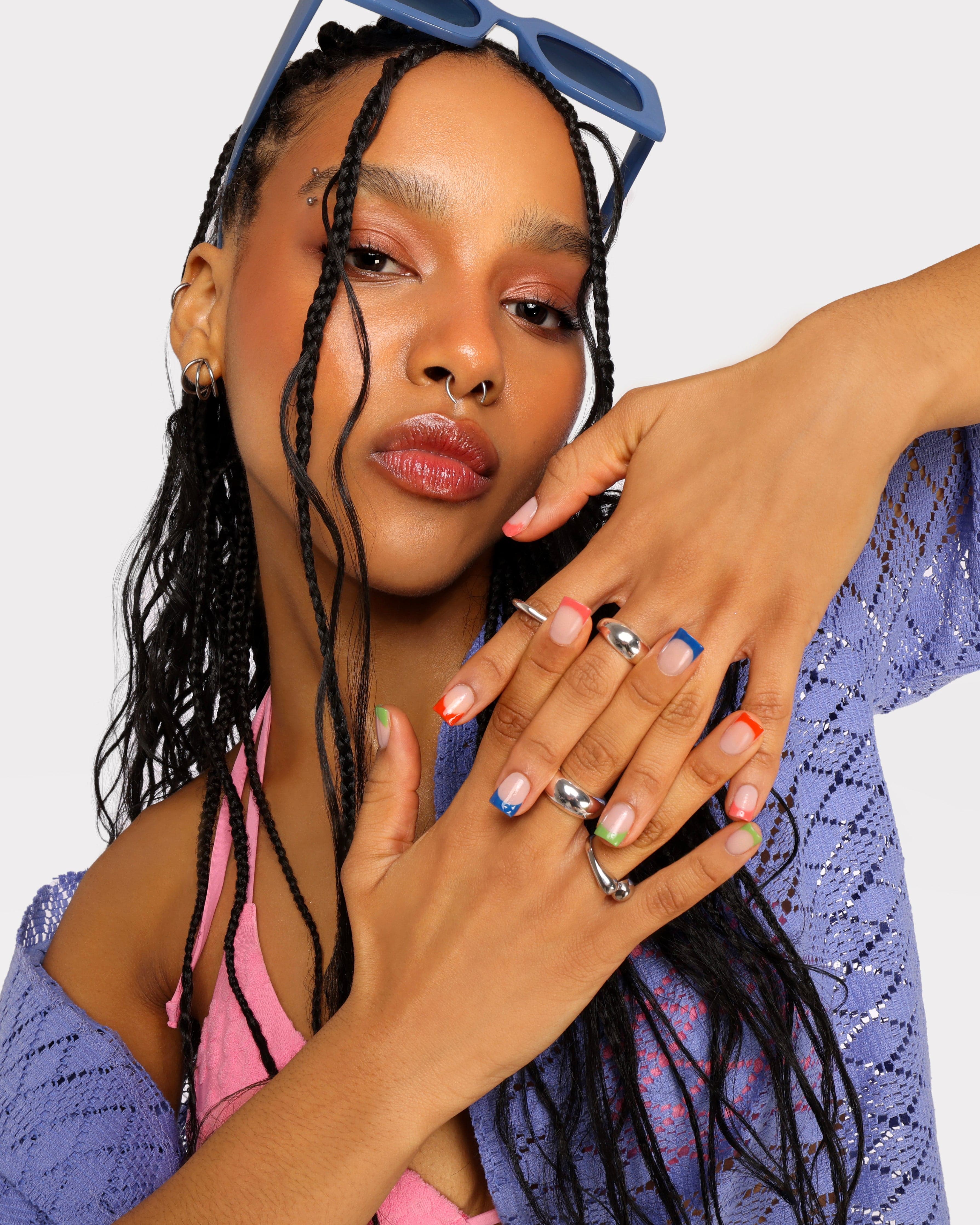 In A Flash Quick Dry Nail Paint | Getaway Green - Image 3