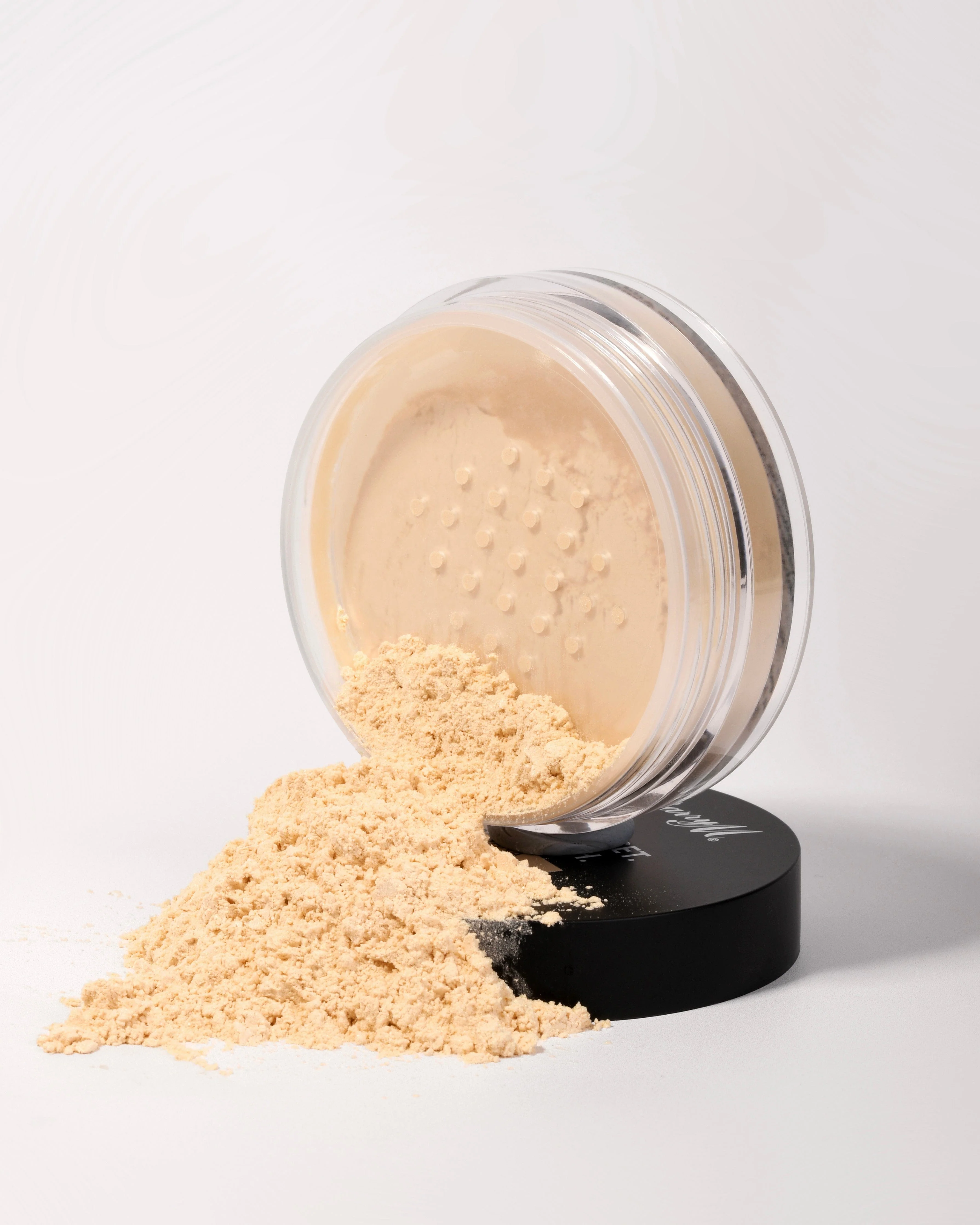 Ready, Set, Smooth Loose Powder | Banana - Image 5